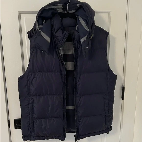 Burberry Checkered Down Puffer Vest (sz L) - Picture 5 of 14